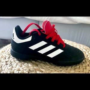 Like-New Boys Soccer Cleats